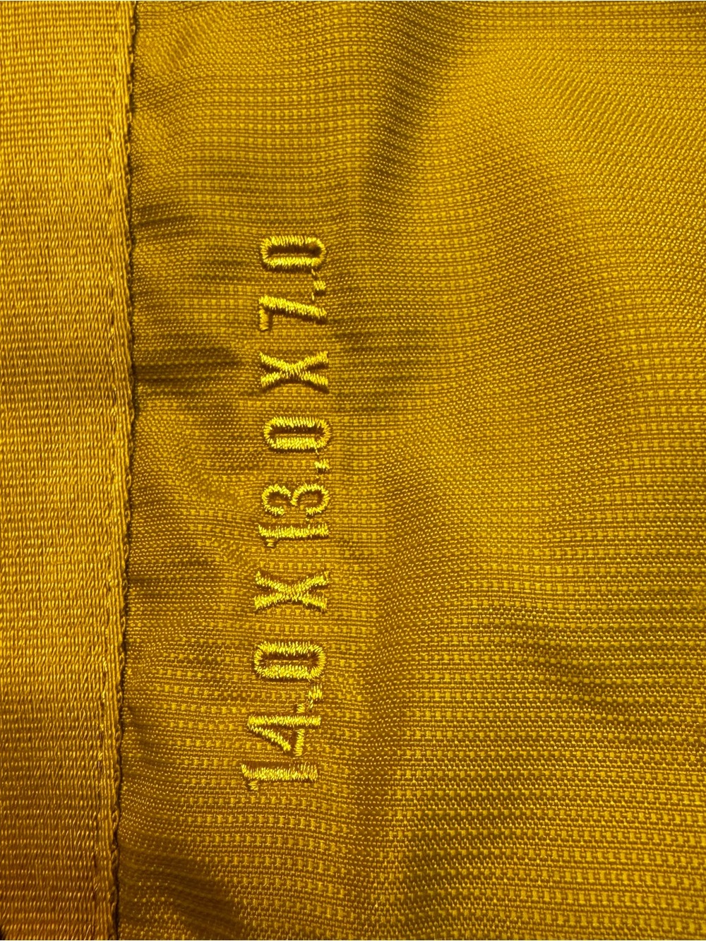 Rare Herschel Supply Co. Barnes Trail Tote In Yellow Mustard Water Resistant - Picture 5 of 15